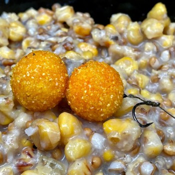 LK Baits Nutrigo Balanc Particle Honey Corn Āķa ēsma ar neitrālu peldspēju un šķidru pildījumu (Medus un Kukurūza)